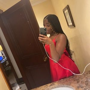 Meet your Posher, Mekayla